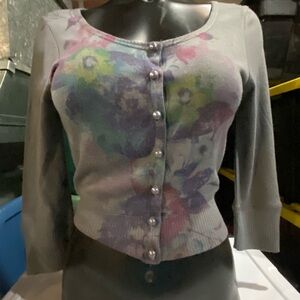 Young In Crop button Sweater Size S